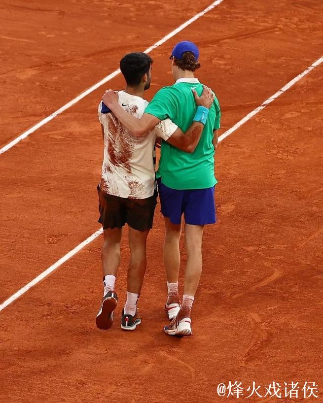 ATP总决赛-阿尔卡拉斯直落两盘击败阿利亚西姆 将与辛纳角逐冠军